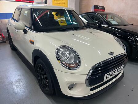 MINI HATCH